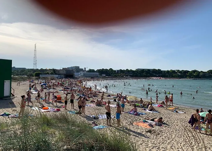 Gul Mona Сатурн